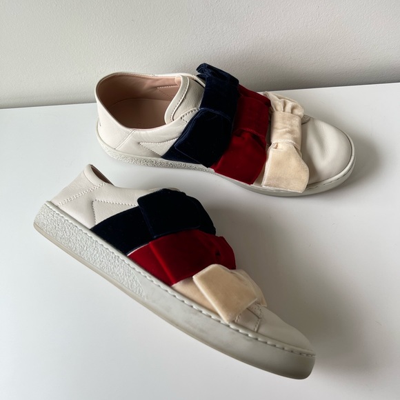 Gucci women’s Ace Sneaker with velvet bows size 36.5 - Picture 5 of 8